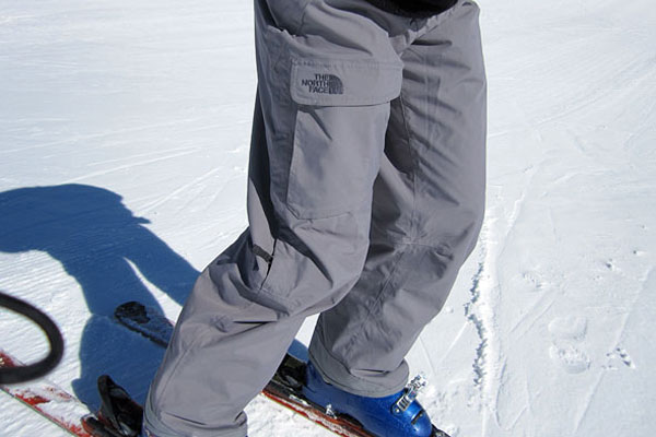The North Face Freedom Insulated Snowpants Review - Review & Water Test 